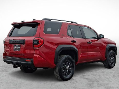 Used 2025 Toyota 4Runner SR5 image 4