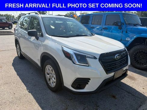 Used 2023 Subaru Forester AWD/4WD image 2