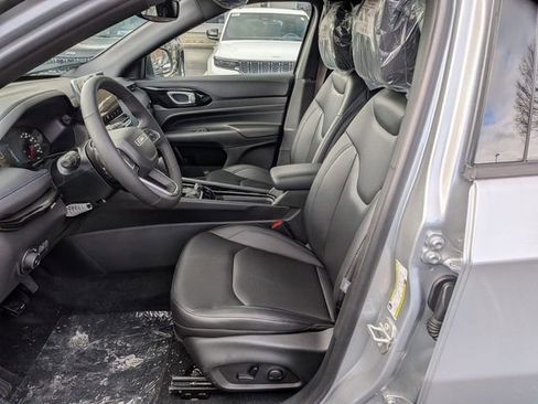 New 2026 Jeep Compass Limited image 7