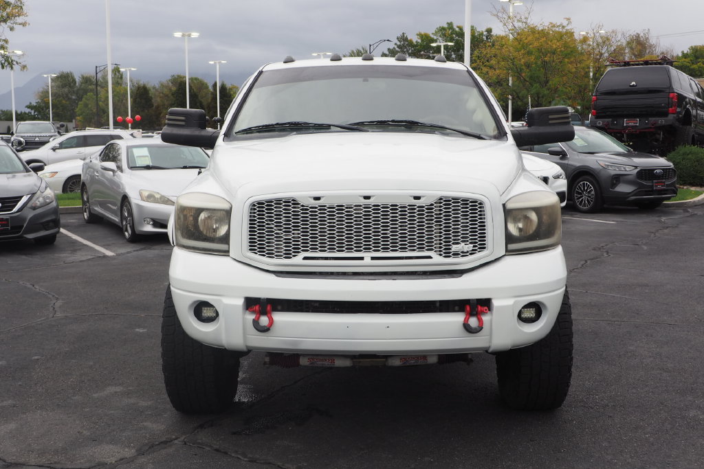 Used 2006 Dodge Ram 2500 Truck Laramie AWD/4WD image 2