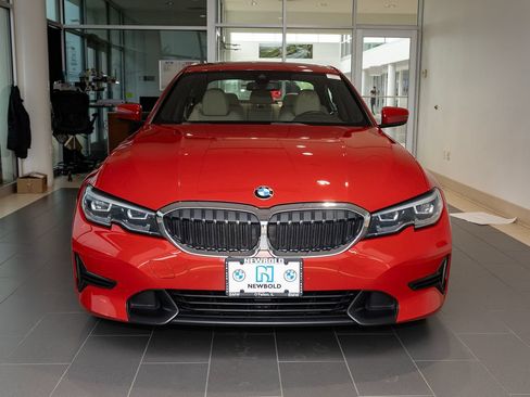 Used 2020 BMW 330i xDrive Sedan w/ Convenience Package AWD/4WD image 11
