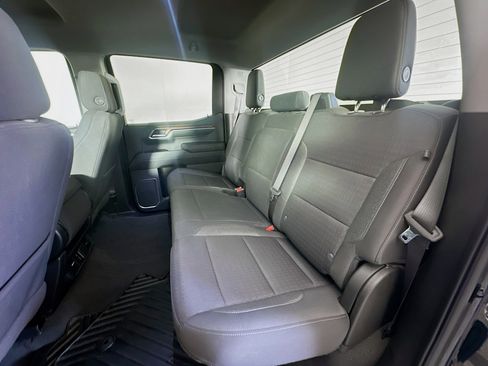 Used 2023 Chevrolet Silverado 1500 LT AWD/4WD image 26