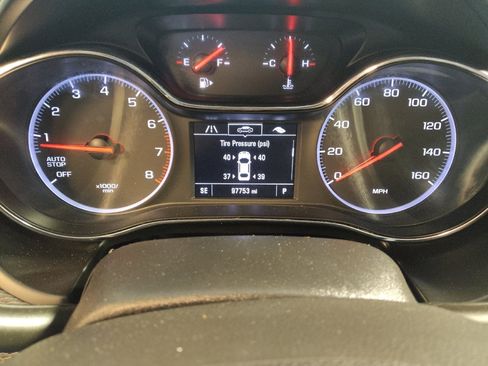Used 2019 Chevrolet Cruze LT FWD image 23