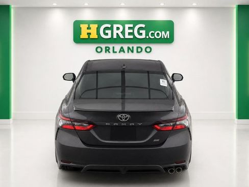 Used 2024 Toyota Camry SE FWD image 7