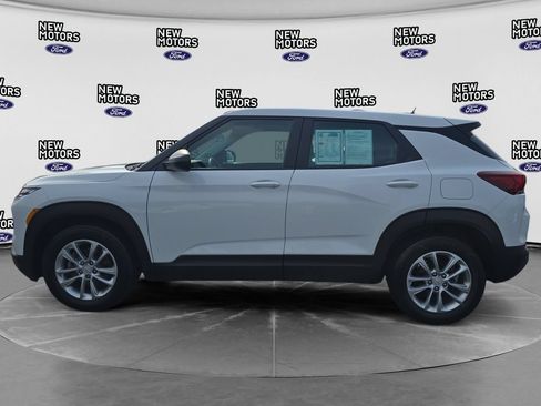 Used 2024 Chevrolet TrailBlazer LS FWD image 15