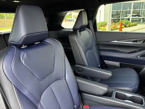 Certified 2026 INFINITI QX60 Sport w/ Dark Cargo Package AWD/4WD image 29