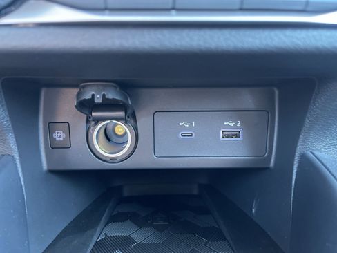 New 2025 Nissan Versa SR image 25