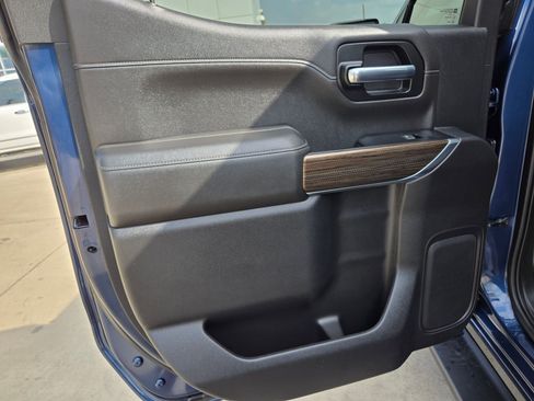 Used 2019 Chevrolet Silverado 1500 RST w/ All-Star Edition AWD/4WD image 21