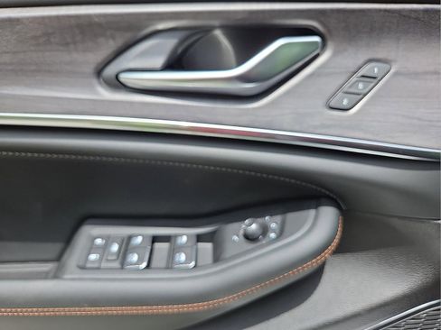 New 2025 Jeep Grand Cherokee L Overland w/ Rear Seat Video Group I image 11