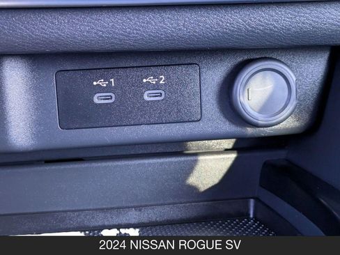 Certified 2024 Nissan Rogue SV w/ SV Premium Package FWD image 21