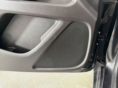 Used 2019 Chevrolet Traverse LS image 21