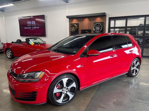 Used 2017 Volkswagen GTI Autobahn FWD image 3
