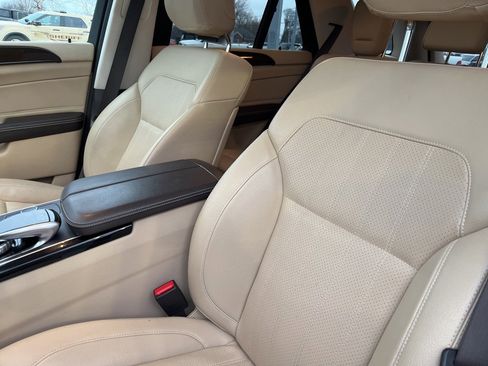 Used 2018 Mercedes-Benz GLE 43 AMG GLE 43 AMG image 28