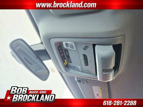 Used 2020 GMC Acadia SLT image 34