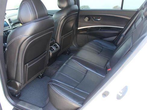 Used 2018 Acura RLX w/ Technology Package FWD image 12