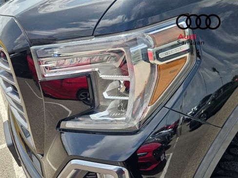 Used 2019 GMC Sierra 1500 AT4 w/ AT4 Premium Package AWD/4WD image 4