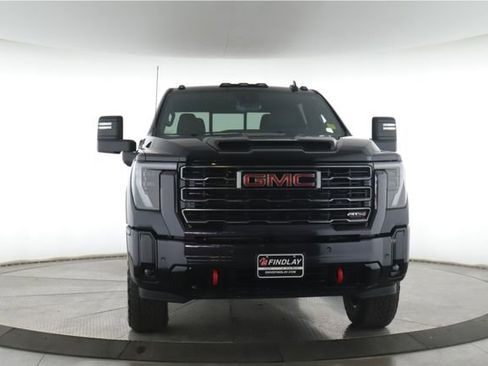 Used 2026 GMC Sierra 2500 AT4 w/ Technology Package AWD/4WD image 12