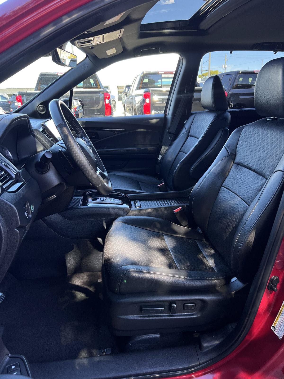 Used 2023 Honda Passport Elite image 13