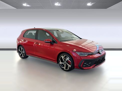 New 2026 Volkswagen Golf SE FWD image 7