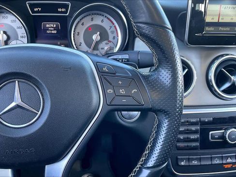 Used 2015 Mercedes-Benz GLA 250 4MATIC image 25