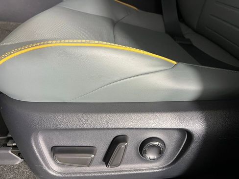 Used 2025 Toyota 4Runner Trailhunter image 25