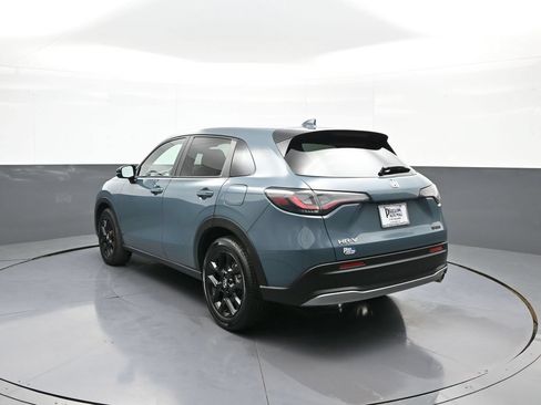 Certified 2023 Honda HR-V Sport image 8