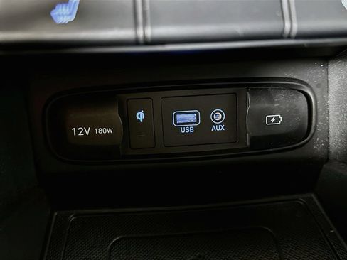 Used 2020 Hyundai Santa Fe SEL w/ Convenience Package FWD image 17