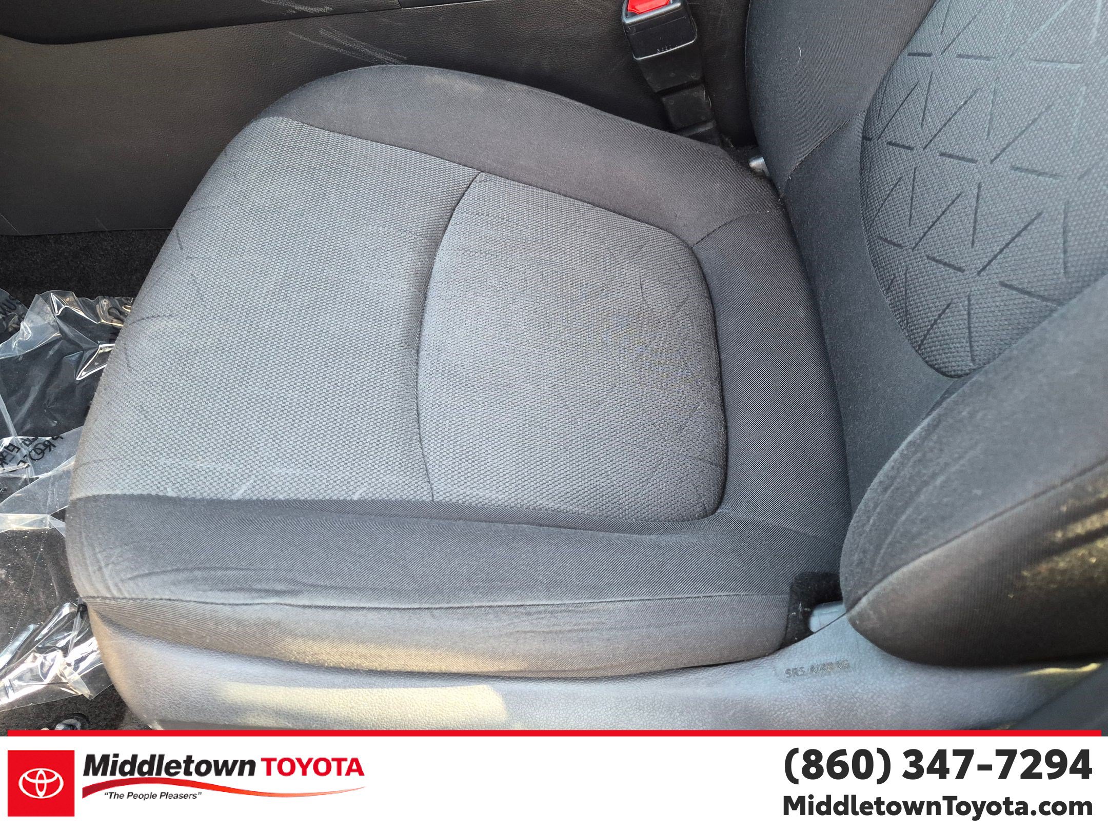 Used 2021 Toyota RAV4 XLE w/ Convenience Package AWD/4WD image 15