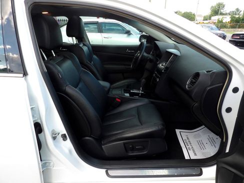 Used 2011 Nissan Maxima 3.5 SV w/ Cold Pkg image 19