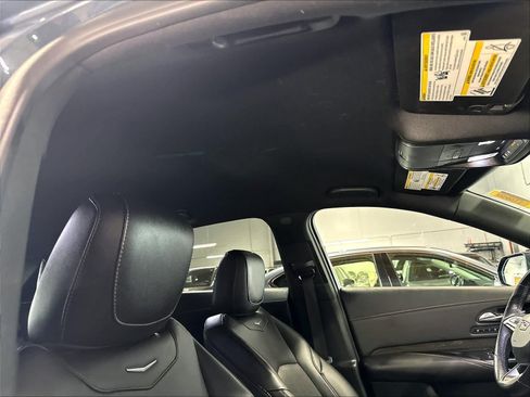 Used 2019 Cadillac XT4 Sport w/ Cold Weather Package FWD image 23