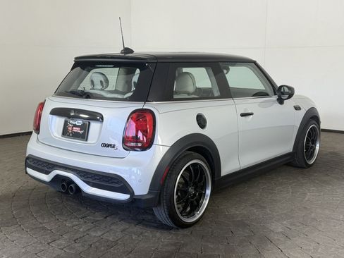 Used 2023 MINI Cooper S FWD image 9