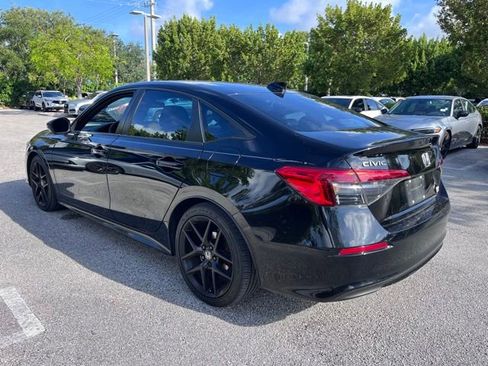 Used 2024 Honda Civic Sport image 4