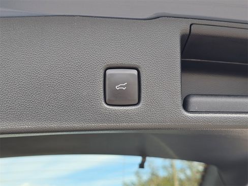 Used 2023 Ford Escape Active w/ Tech Pack #1 image 9