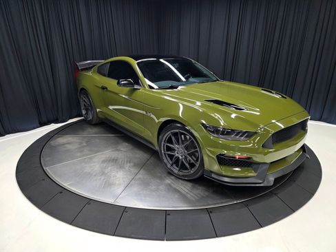 Used 2017 Ford Mustang GT image 60