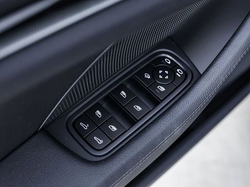 New 2026 Porsche Panamera image 31