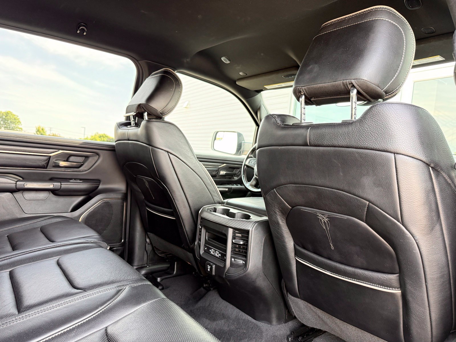 Used 2021 RAM 1500 Limited w/ Body Color Bumper Group AWD/4WD image 30