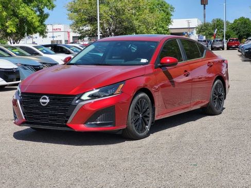 New 2026 Nissan Altima 2.5 SV w/ SV Special Edition Package FWD image 2