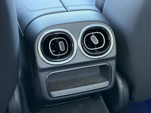 Used 2024 Mercedes-Benz C 300 4MATIC Sedan image 16