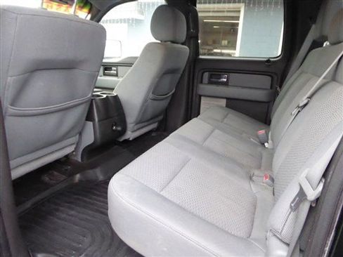 Used 2014 Ford F150 XLT w/ XLT Chrome Package image 16