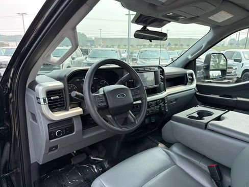 Certified 2024 Ford F350 XL w/ Camper Package RWD image 13