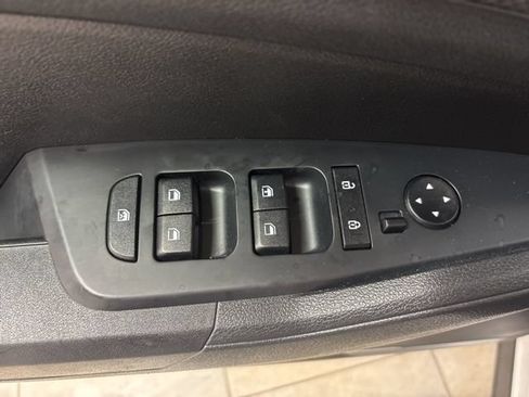 Used 2025 Kia Sportage LX AWD/4WD image 19