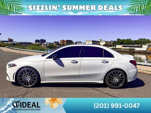 Used 2020 Mercedes-Benz A 35 AMG 4MATIC image 5
