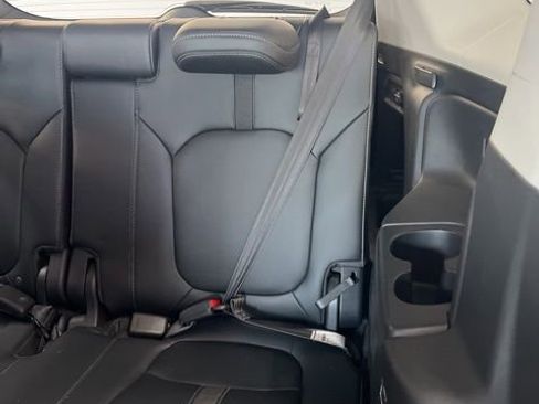 Used 2023 Honda Pilot EX-L image 33