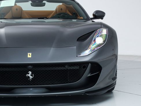 Certified 2022 Ferrari 812 GTS image 32