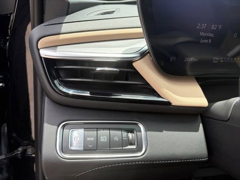 Used 2026 Buick Enclave Preferred FWD image 5