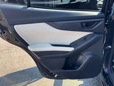 Used 2017 Subaru Impreza 2.0i Premium AWD/4WD image 15