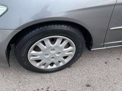 Used 2004 Honda Civic LX image 10