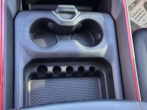 Used 2022 RAM 1500 Rebel image 33