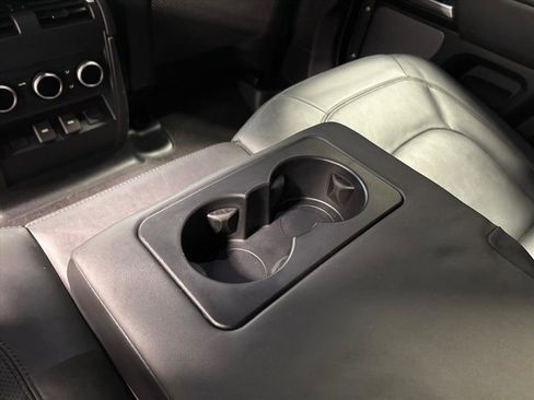 Used 2023 Land Rover Defender 110 V8 image 26