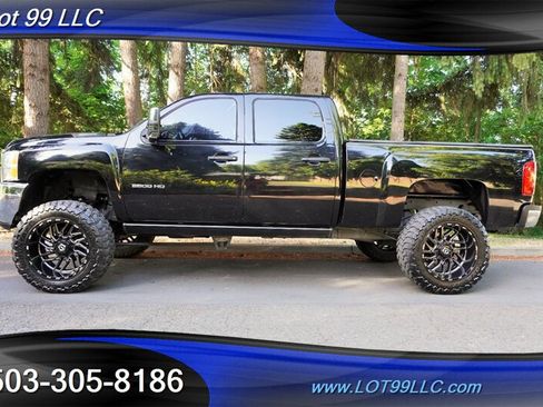 Used 2013 Chevrolet Silverado 2500 LT w/ Interior Plus Package AWD/4WD image 7